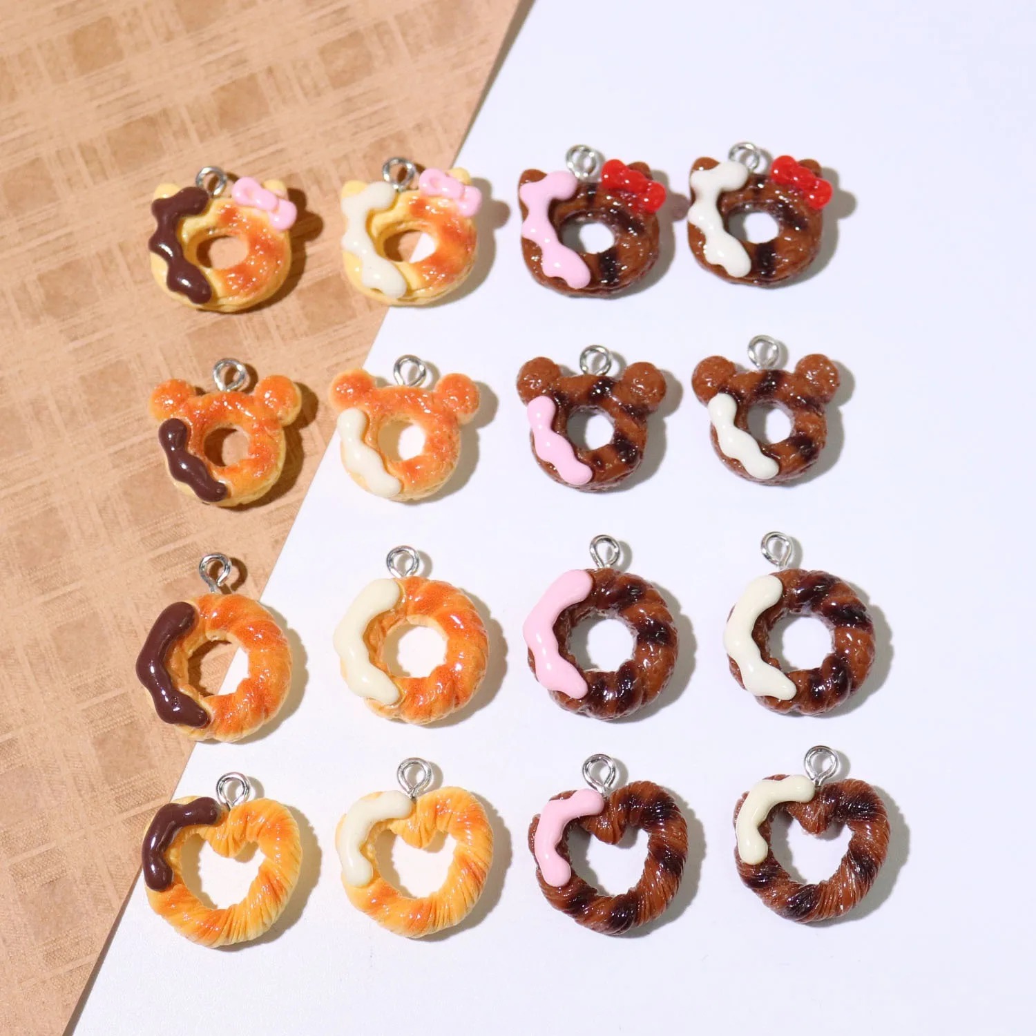 10 Pezzi Ciondoli in Resina a  - Resin Crafts Diy recensione e prezzo